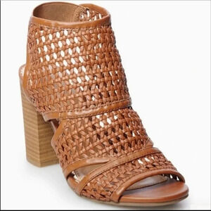 Lauren Conrad Morganite cognac colored sandals